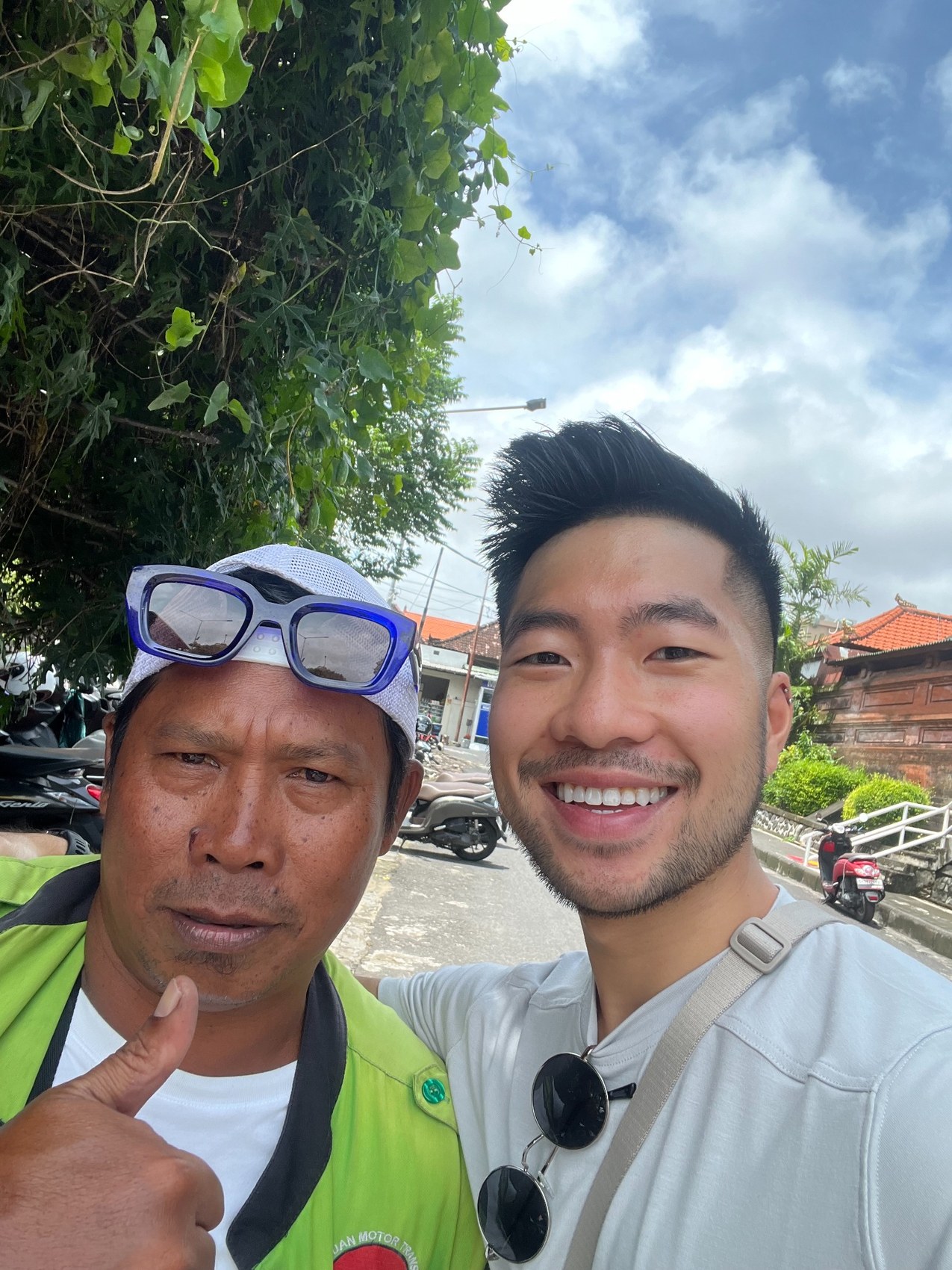 Aaron Fong with a client